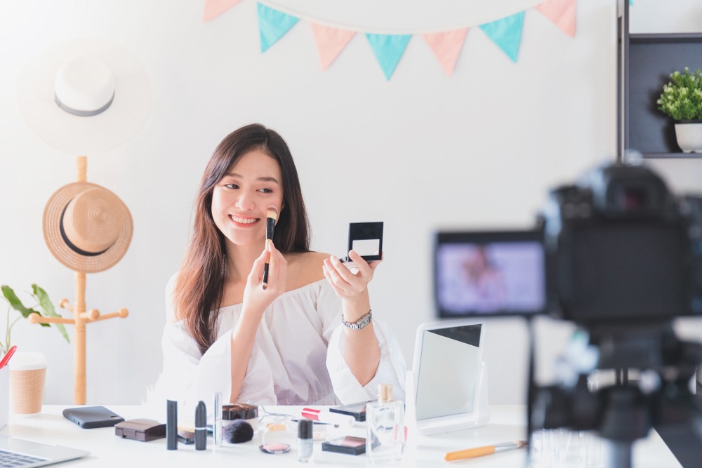 Content Marketing untuk Klinik Kecantikan dan Wellness Center: Tips Menarik Perhatian Klien Potensial