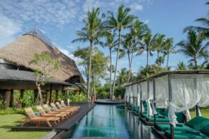 Staycation yang Sehat: Memilih Hotel dengan Konsep Wellness dan Menu Makanan Bergizi Seimbang